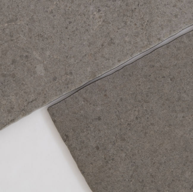 Aveline R11 Porcelain Tile 10" x 10" in Brun
