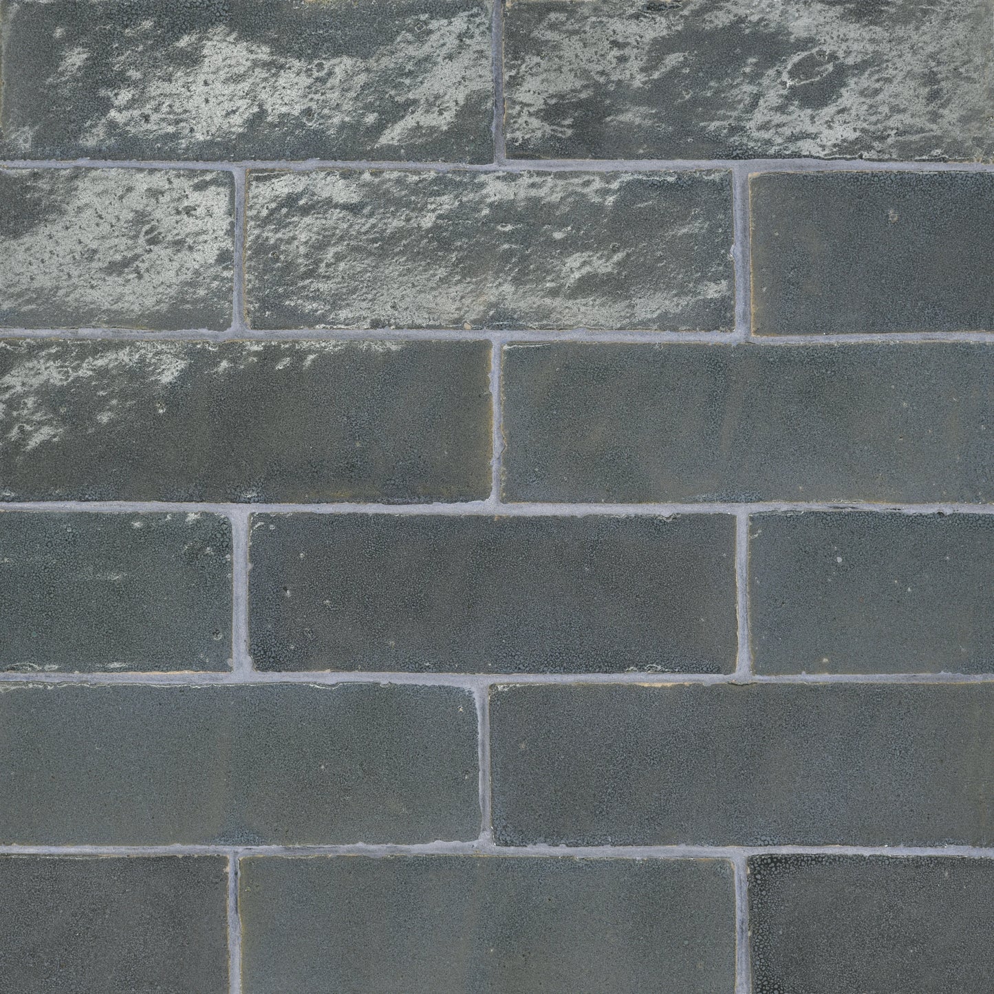 Tunis Zellige Tile Glossy in Graphite 2" x 6"
