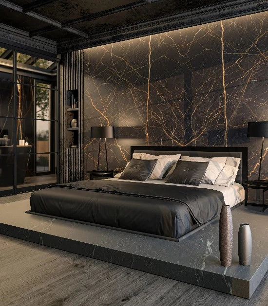 Interior wall with Port Laurent black marble and terra-cotta veins