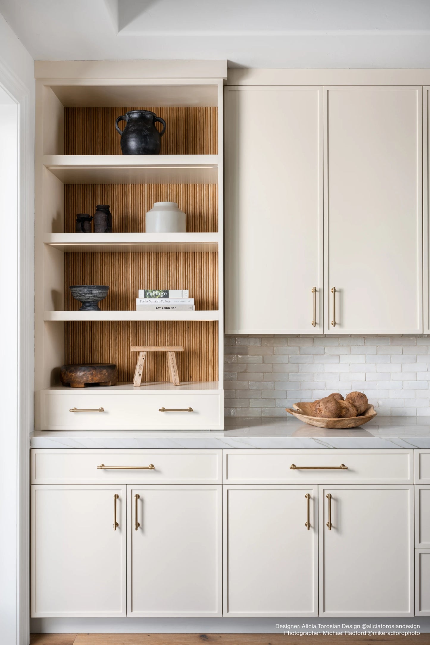 Tunis Zellige Tile Glossy in White 2" x 6"