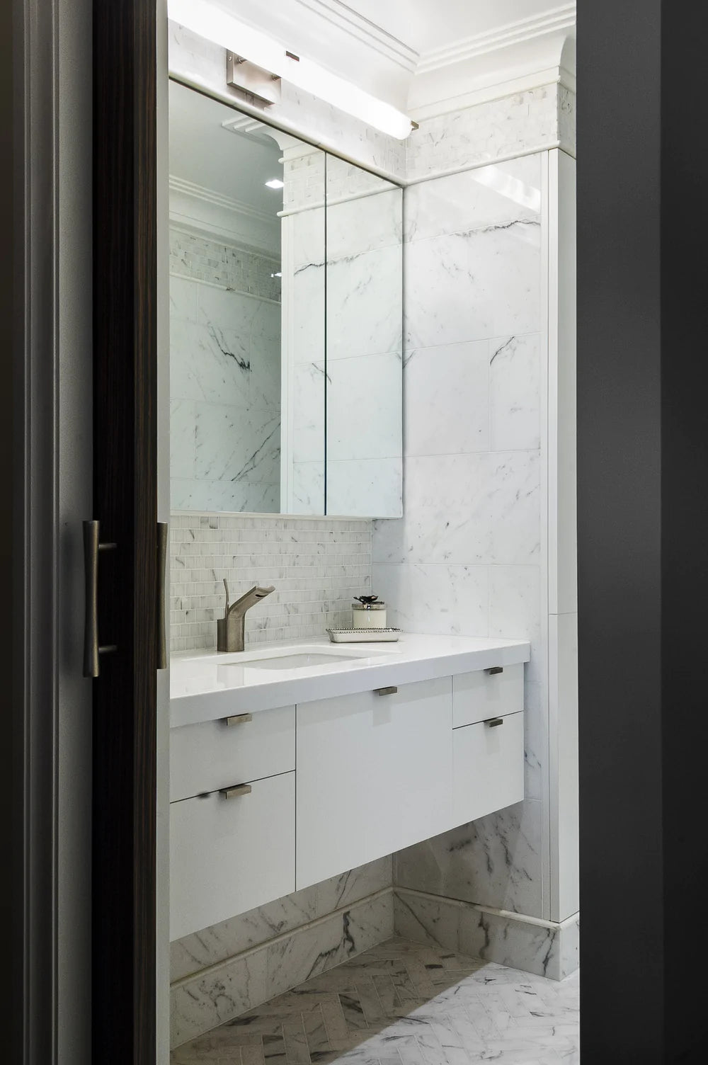 Artistic Tile Pacific White Marble Mosaic Broken Joint Polished