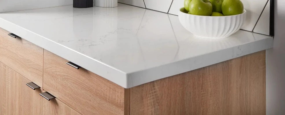 Arabescato White Quartz Slab 125″ x 62″ 122-600
