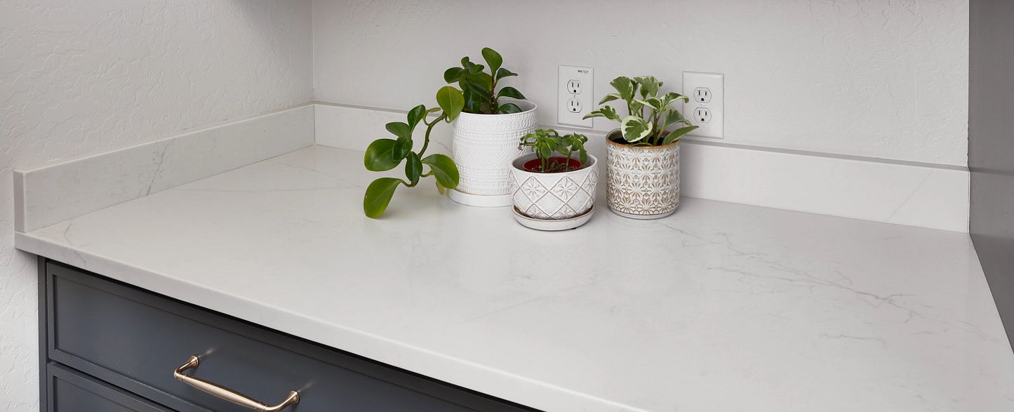 Bianco Ice Quartz Slab 125″ x 62″ 122-601