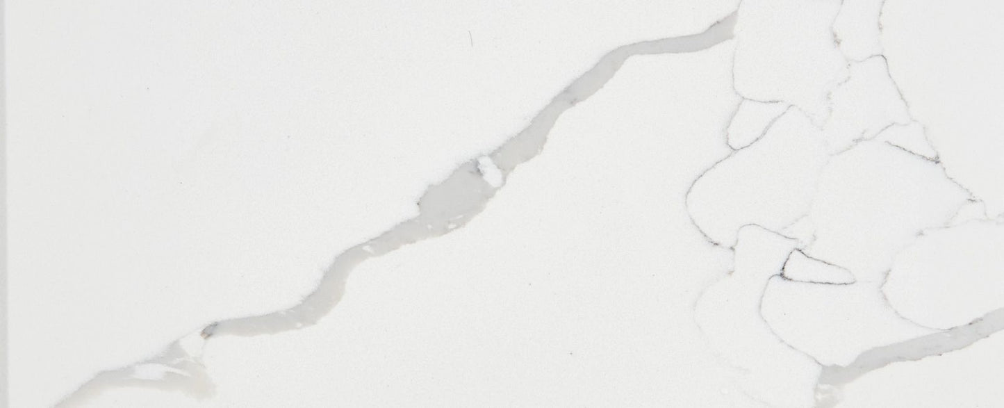 Calacatta Aloro Quartz Slab 134″ x 76″ 122-611