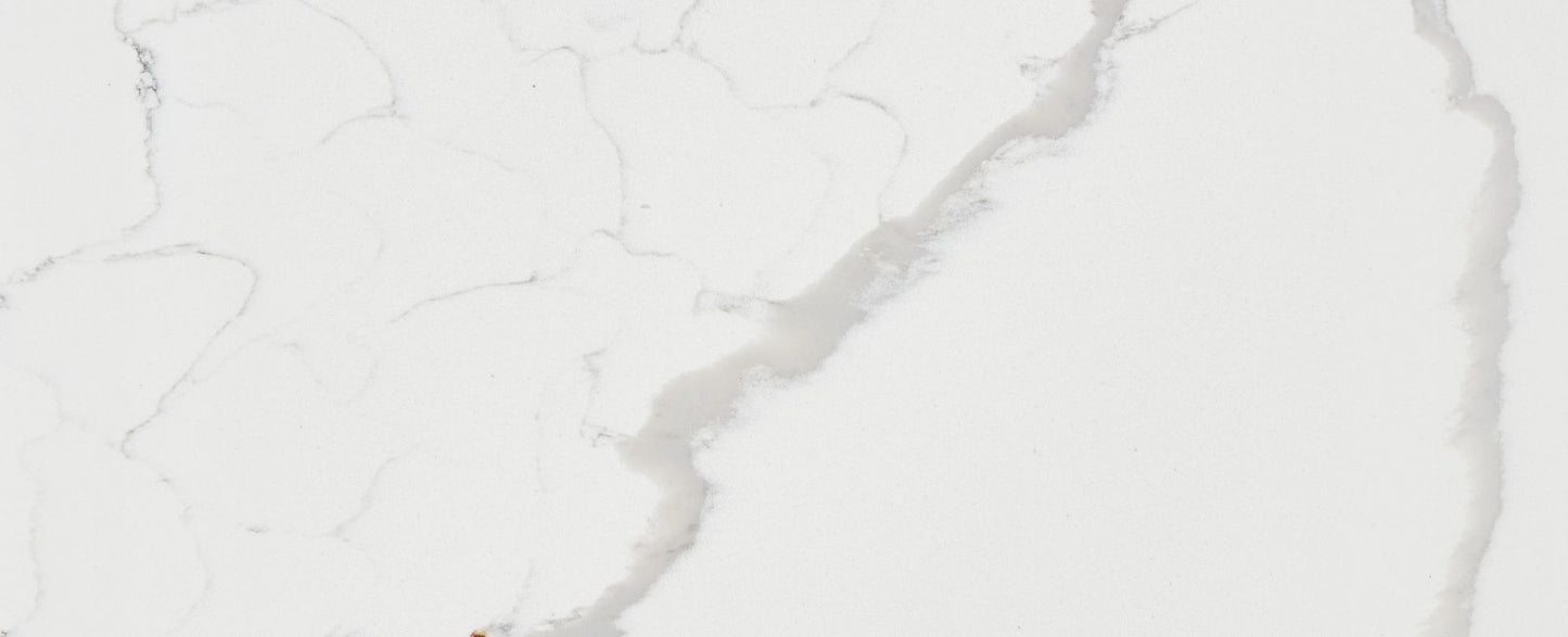 Calacatta Aloro Quartz Slab 134″ x 76″ 122-611