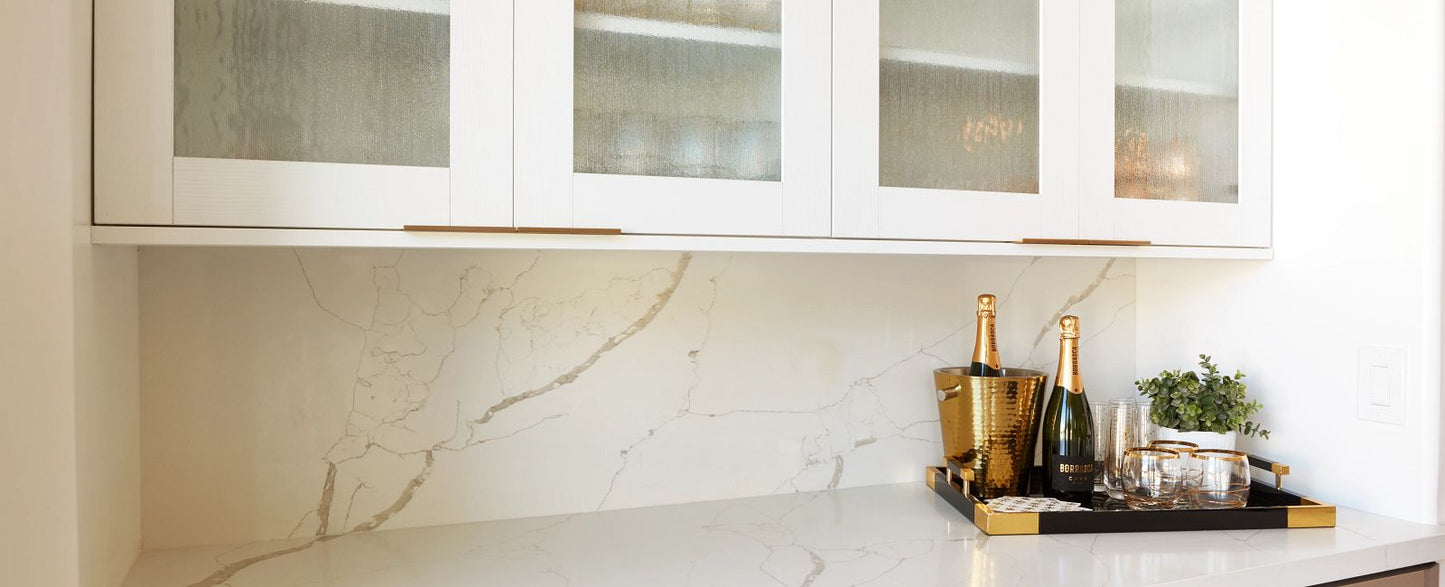 Calacatta Astro Quartz Slab 125″ x 62″ 122-701