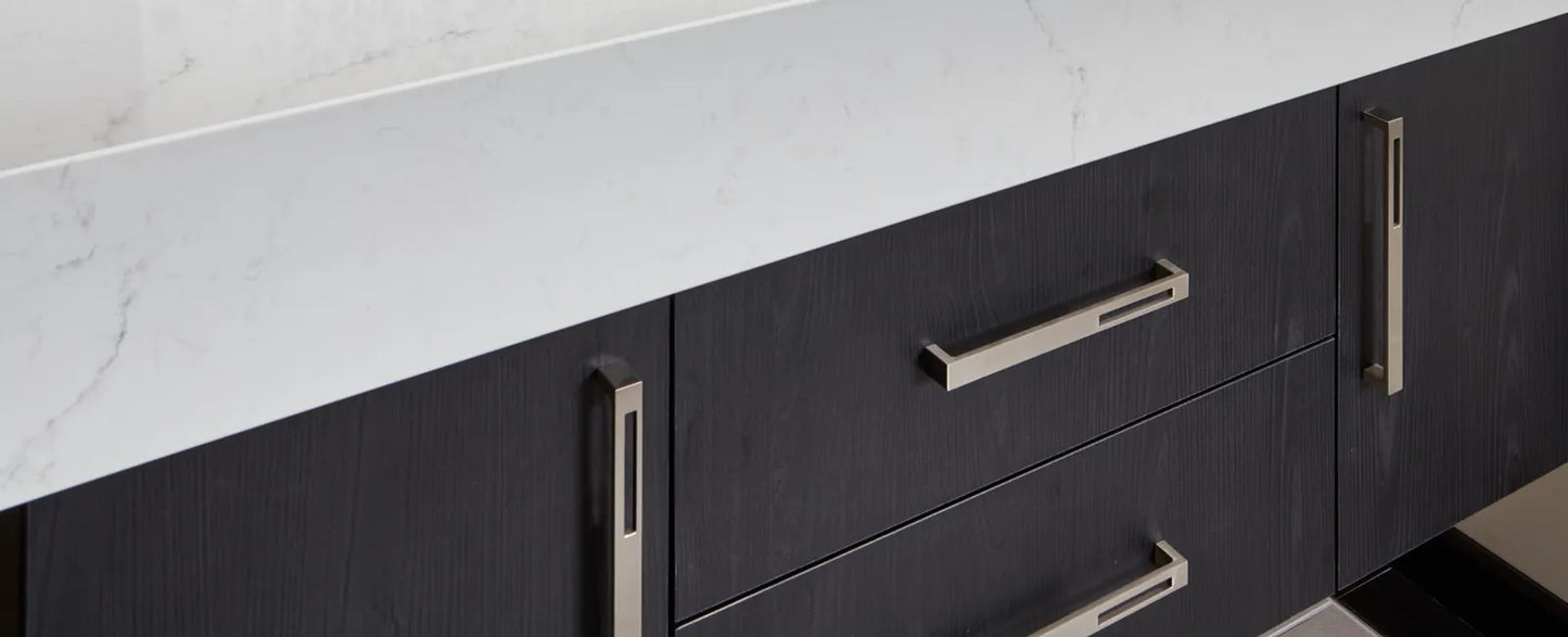 Genoa Classico Quartz Slab 129″ x 64″ 122-610