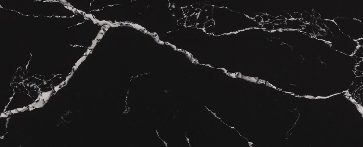 Negro Quartz Slab 125″ x 62″ 122-901