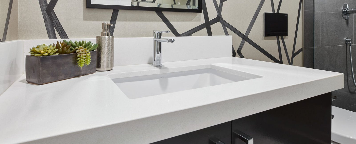 Perla Quartz Slab 129″ x 64″ 122-403