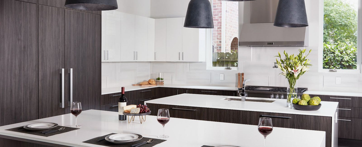 Perla Quartz Slab 129″ x 64″ 122-403