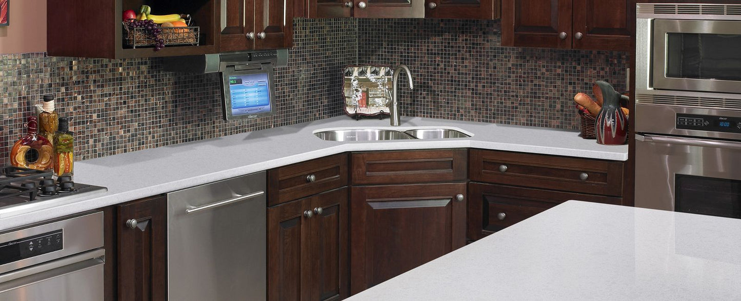 Shell White Quartz Slab 129″ x 64″ 122-501