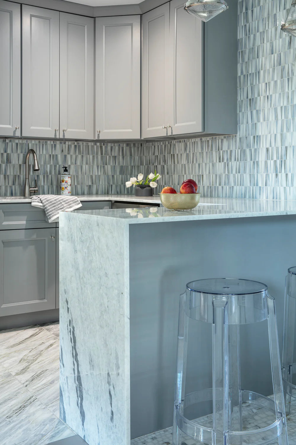 Artistic Tile Calacatta Bluette Marble Field Tile 18" x 18"