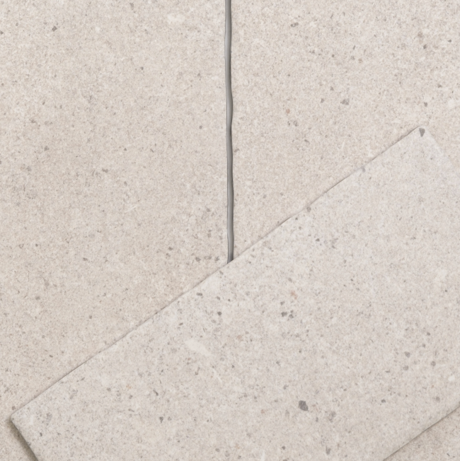 Aveline R11 Porcelain Tile 5" x 10" in Ivory